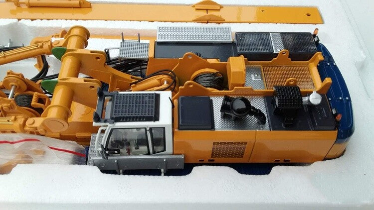 1:50 Bauer BG 40 Sob Equipment Drilling Rig Construction Machine Diecast Model