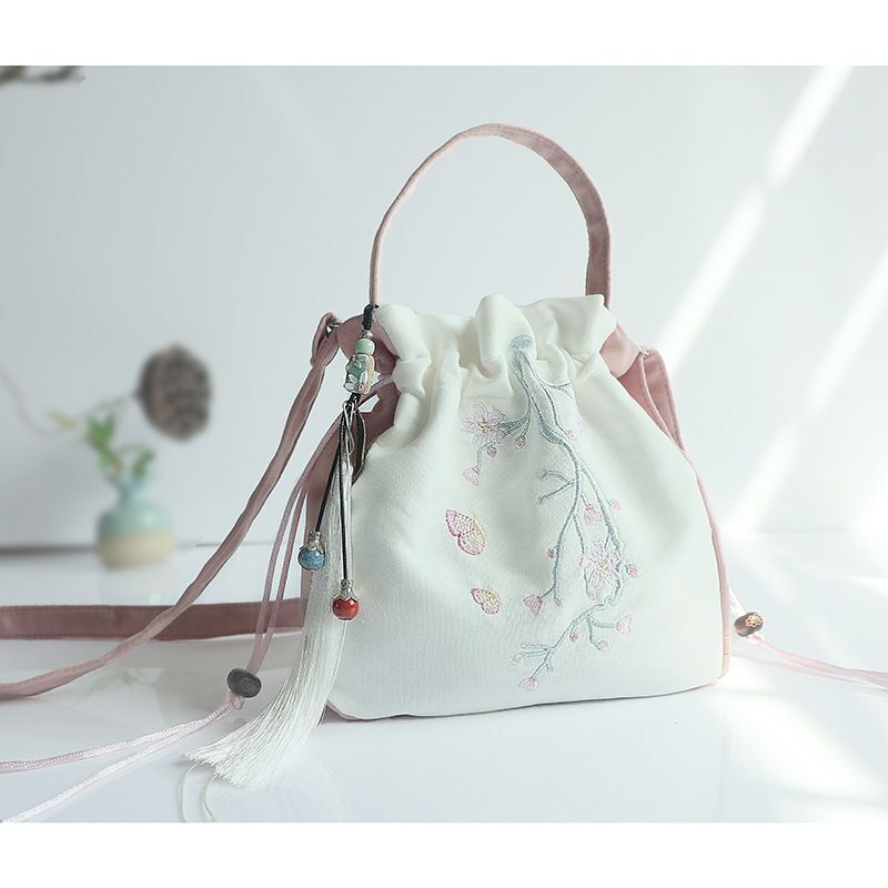 Embroidered Shoulder Bag Flower Bunch Mouth Tassel Exquisite Handbag Polyester