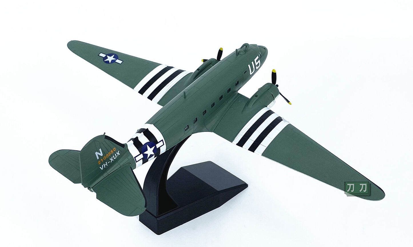1:100 WLTK USA C-47 UH-XUX Airfreighter Plane Diecast Military Aircraft Model