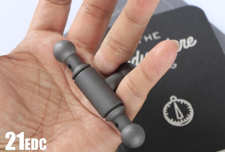 New EDC Titanium Outdoor Beat metal massage T-stick crutch cool stick Tools