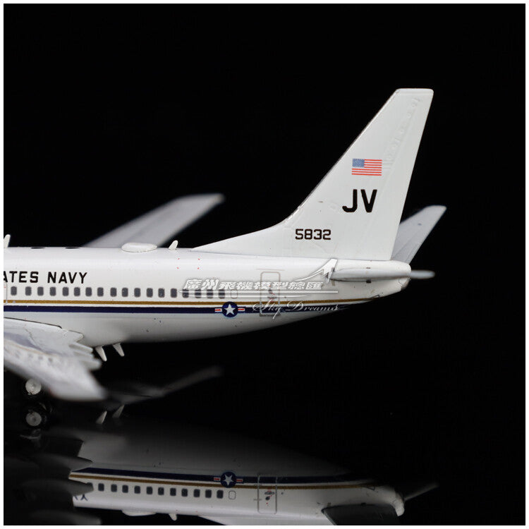 1:400 JC Wings U.S. Navy BOEING 737-700 C-40A Airplane Diecast Aircraft Model