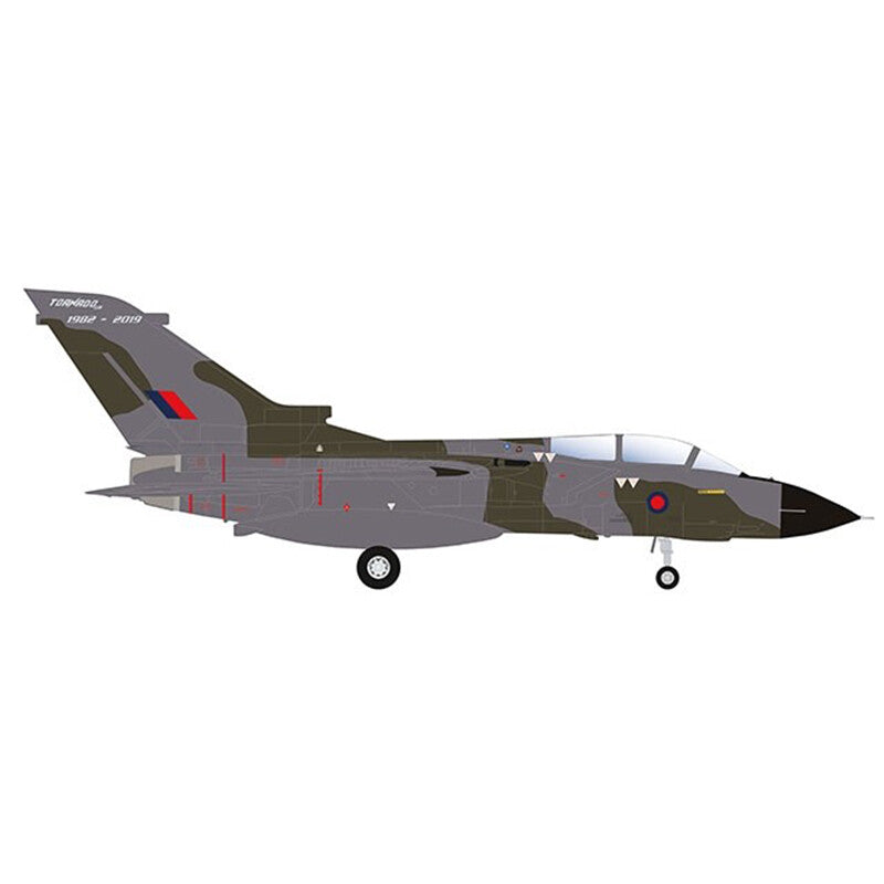herpa Panavia Tornado GR.4 No.31 Squadron Tornado Farewell Reg.ZG752 1/200 model
