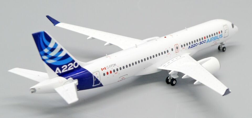 1:200 JC Wings AIRBUS A220-300 Passenger Airplane Diecast Plane Aircraft Model