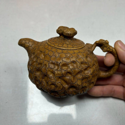 vintage chinese yixing purple clay teapot zisha ceremony carving Collectible art