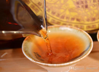 New Cooked Pu'er tea Pu'er tea ancient sweet dark red Pu'er tea 357g