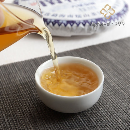 357g Raw Pu'er Yunnan Nannuoshan Big Old Tree Qi Zi Compressed Tea Cake