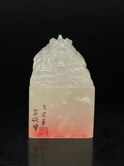 Chinese Natural Shoushan Stone Hand-carved Exquisite Auspicious Beast Seal 31331