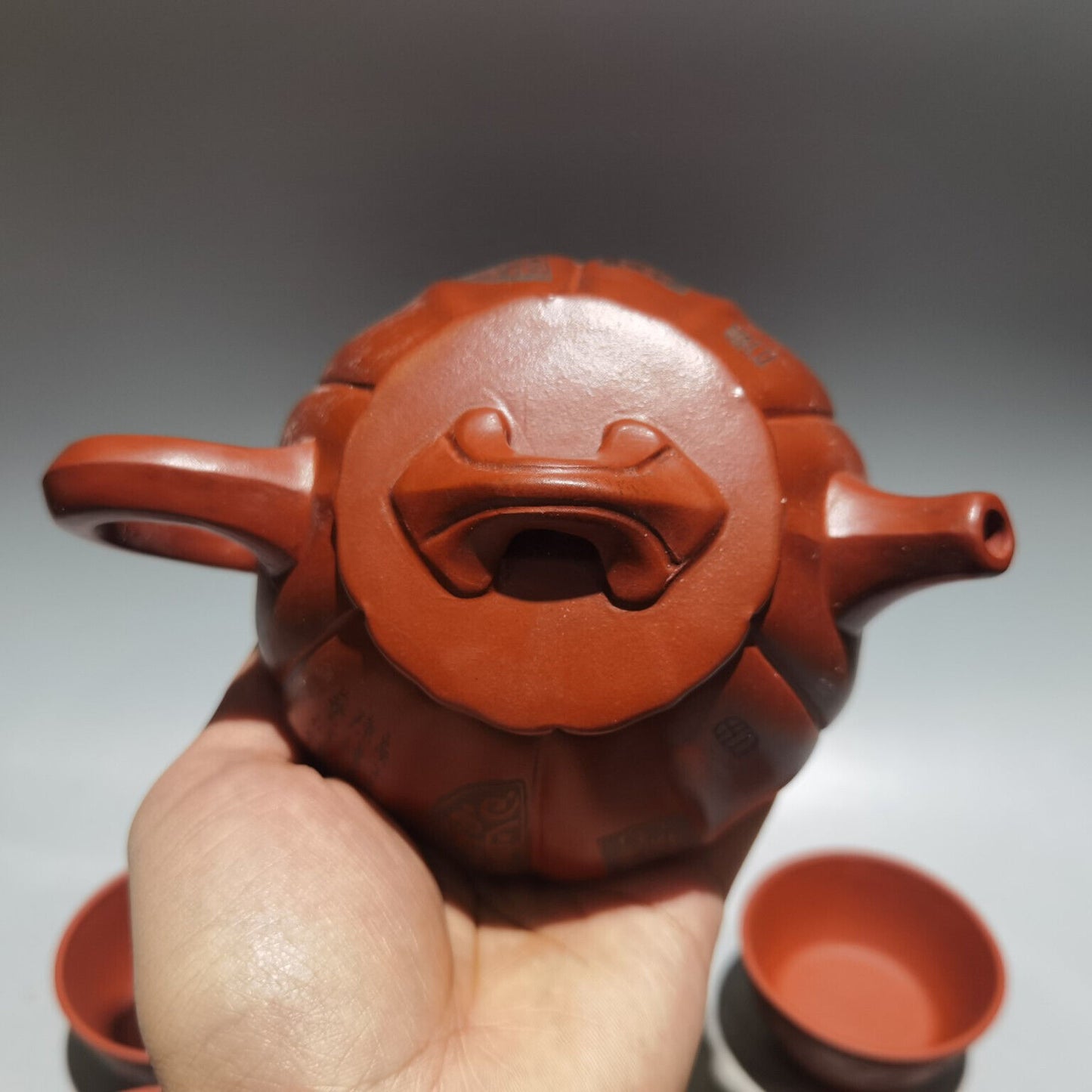 Chinese Yixing Zisha Clay Handmade Exquisite Teapot （井堂石瓢套壶 低款：顾景舟 )