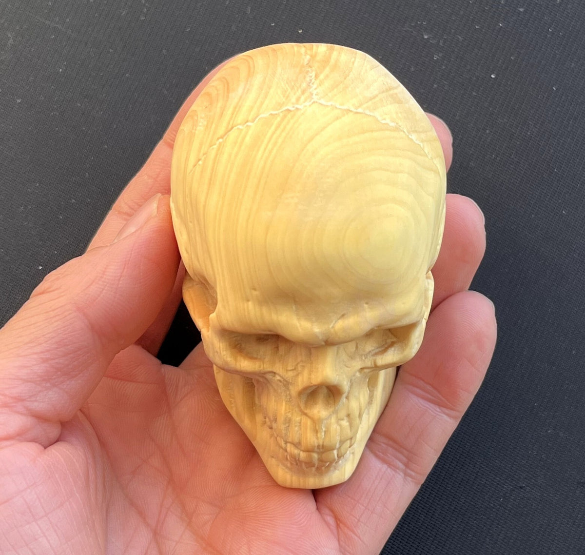Boxwood Carved Skull Statue Hand Carving Wood Art Sculpture Decor