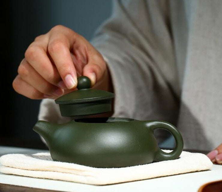 200ml Yixing Handmade Xishi Pot Zisha Raw Ore Green Clay Teapot Tea Set