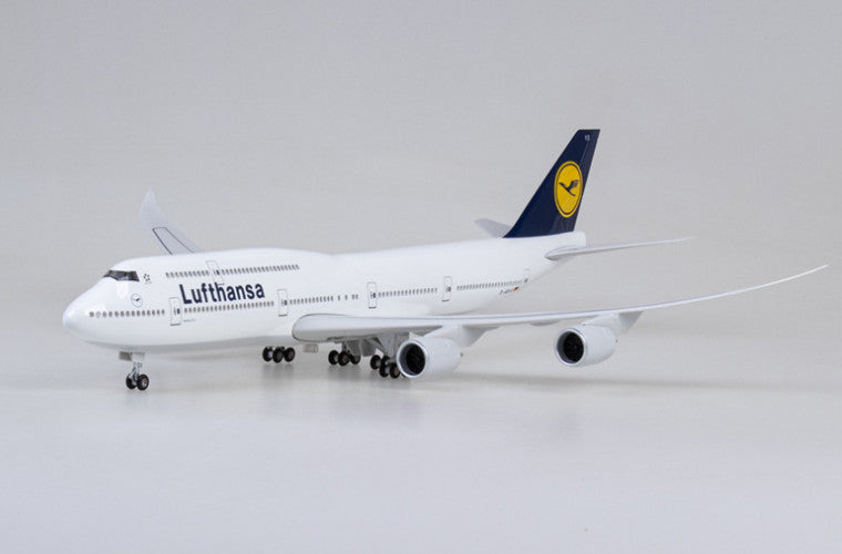 47CM 1:160 Lufthansa BOEING 747-8 Airplane Landing Gears Resin Aircraft Model