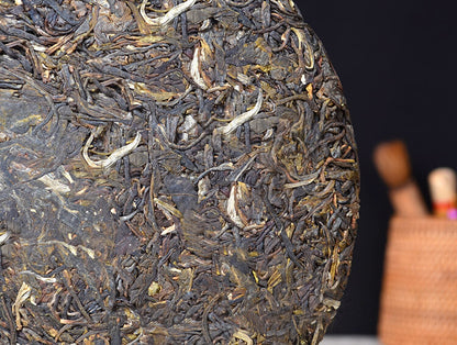 Mengku The More Old The More Fragrant Pu'er Tea 357g Puer Raw Tea Cake Shen