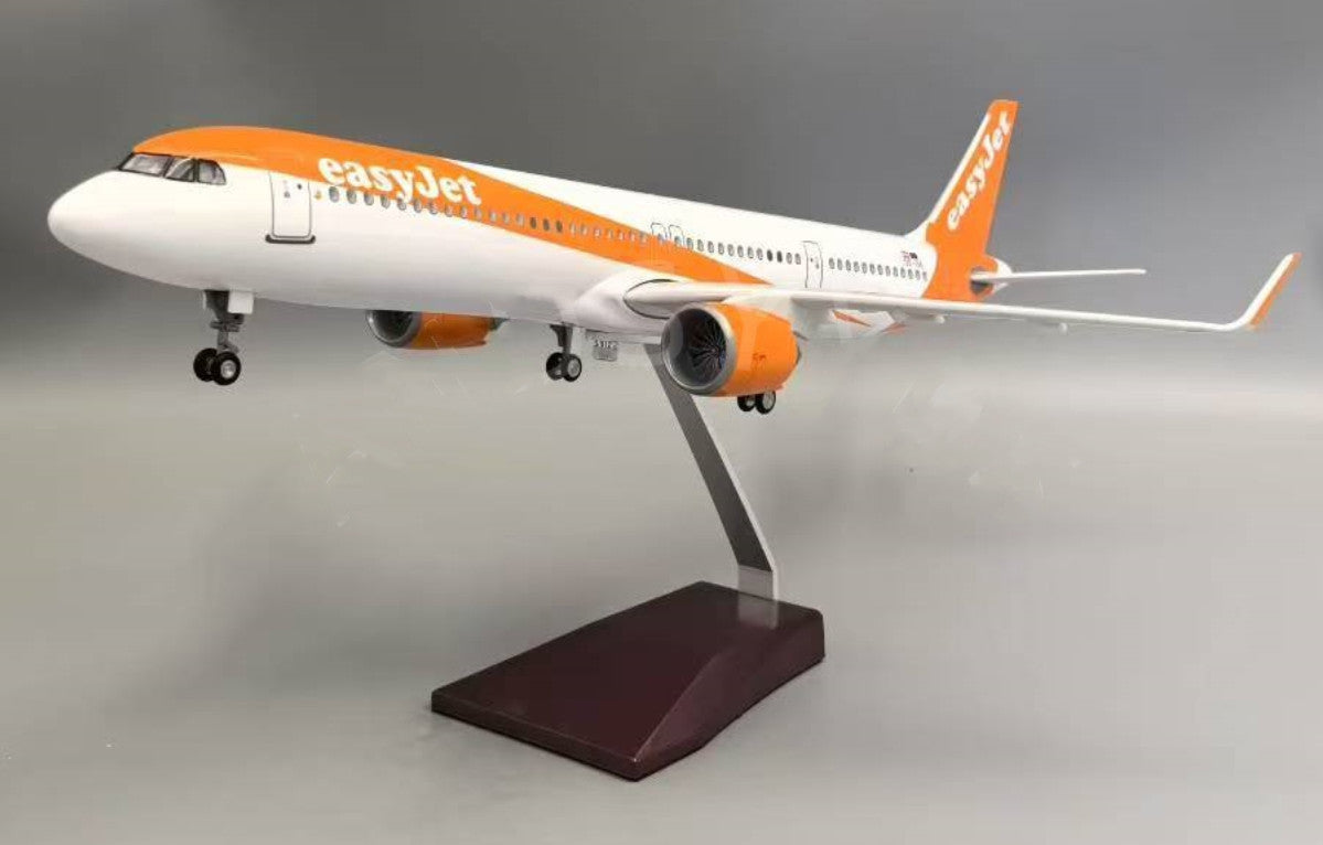 47CM 1:95 easyJet AIRBUS A321NEO Passenger Airplane Landing Gear Resin Model