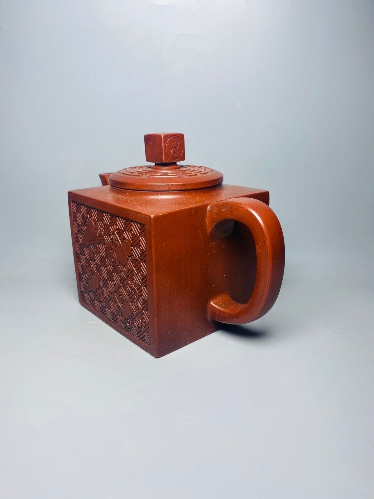 Chinese Yixing Zisha Clay Handmade Exquisite Teapot（ 四方八仙 底款：吕尧臣）