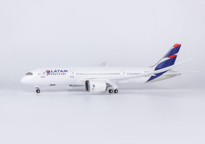 1:130 43CM LATAM BOEING 787 Passenger Airplane Landing Gear Resin Aircraft Model