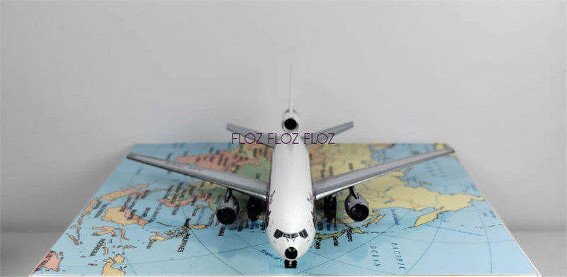 for AeroClassics for Thai Airways for Douglas DC-10 HS-TGA 1:400 Aircraft Model