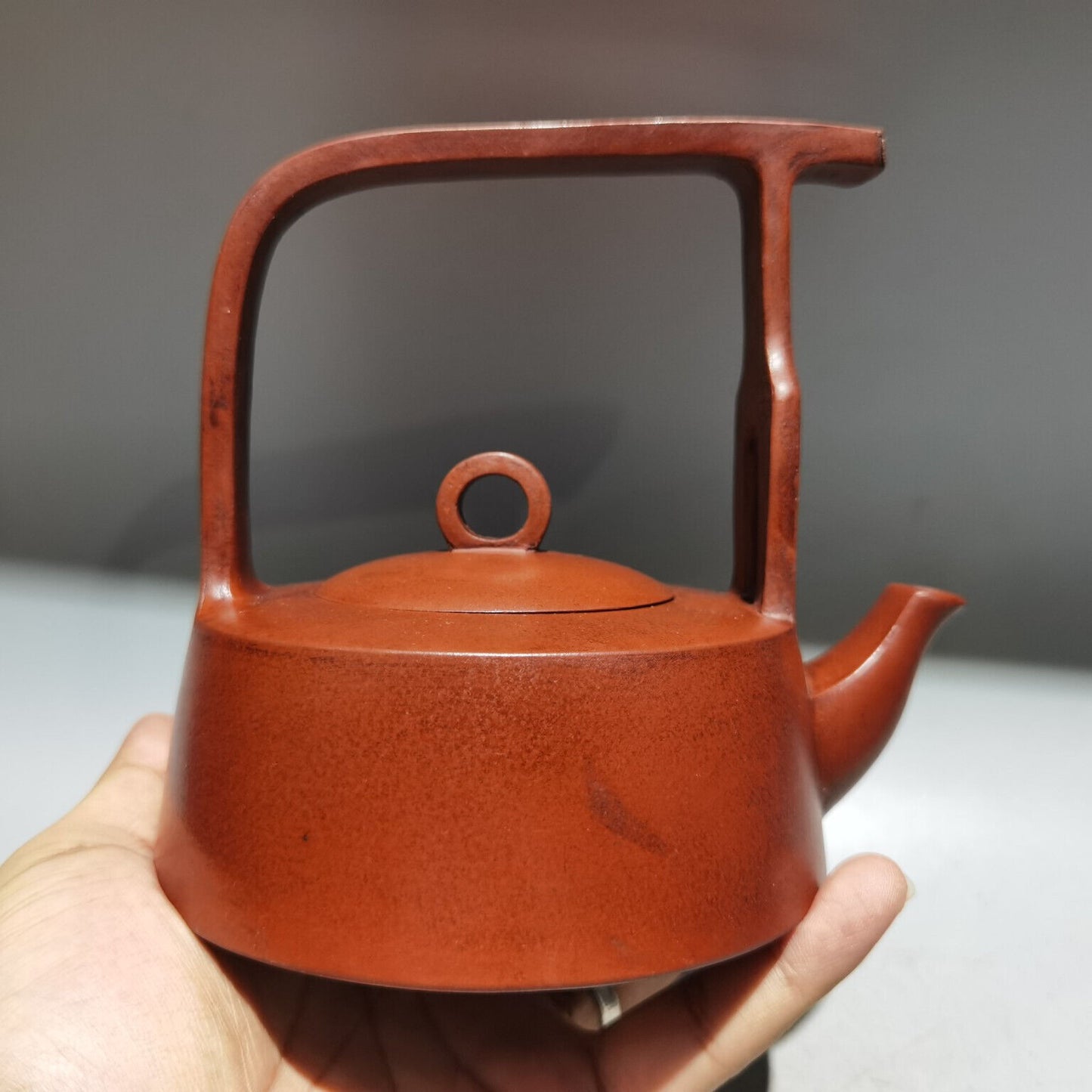 Chinese Yixing Zisha Clay Handmade Exquisite Teapot （提梁壶 低款：顾景舟）