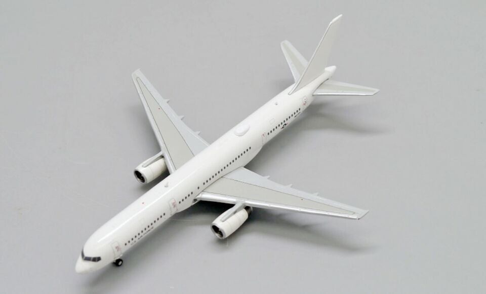 1:400 JC Wings U.S. AIR FORCE C-32B BOEING 757-200 Plane Diecast Aircraft Model