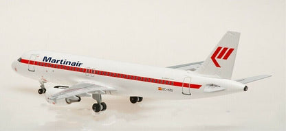 1:400 AeroClassics Martinair AIRBUS A320 Passenger Aircraft Diecast Plane Model