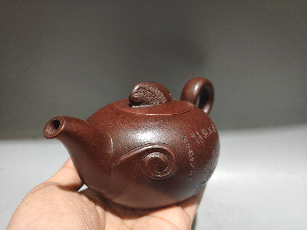 Chinese Yixing Zisha Clay Handmade Exquisite Teapot