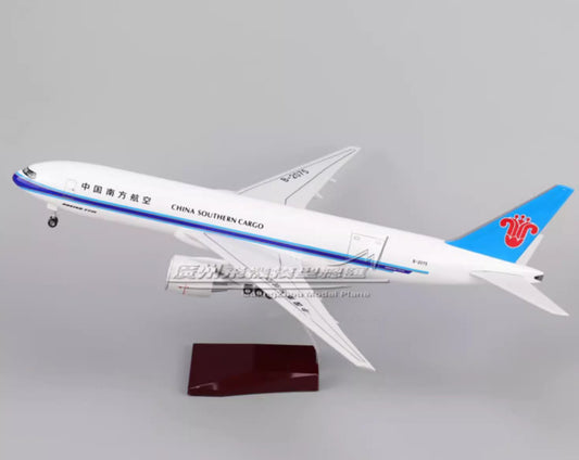1:157 47CM CHINA SOUTHERN CARGO BOEING 777F Airplane Landing Gears Resin Model