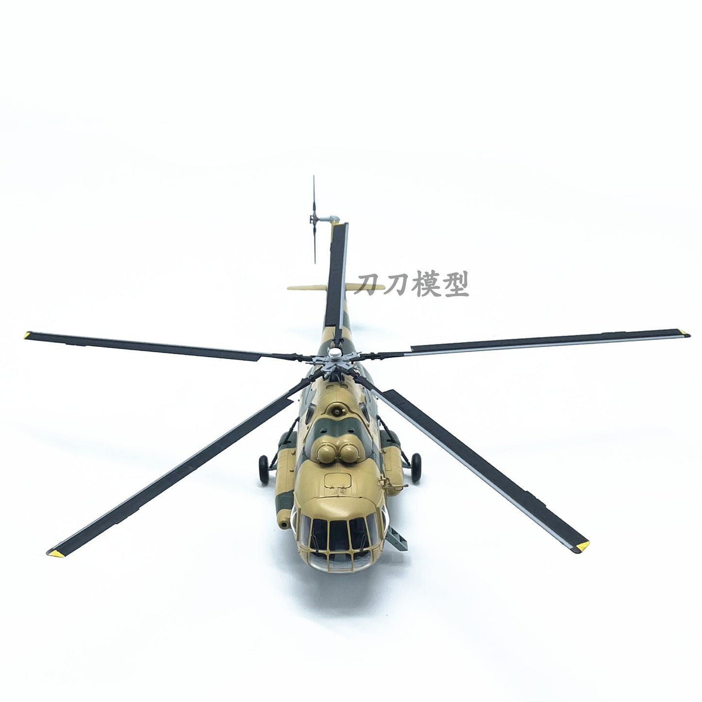 1: 72 Russian MI-8m 8 Transport Helicopter model aircraft