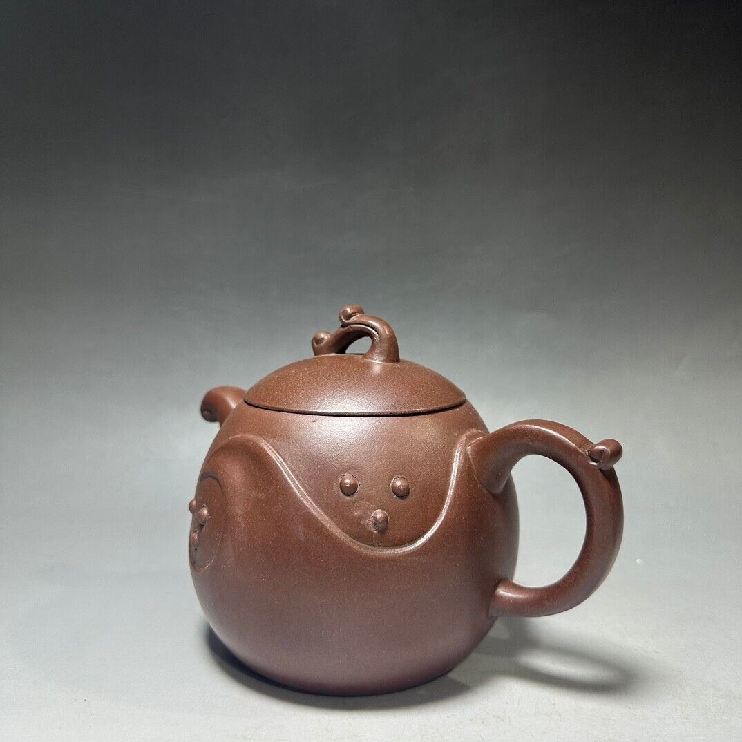 Chinese Yixing Zisha Clay Handmade Exquisite Teapot （浪涛 底款：顾景舟）