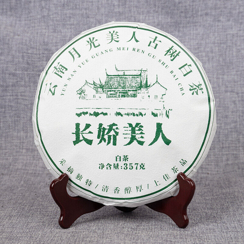 357g/cake Yunnan White Tea Old Tree Moonlight White Long Jiao Mei Ren White Te