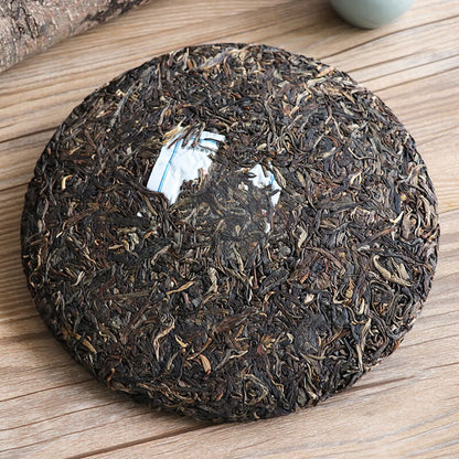 Milestone Green Cake * 2017/2018 BA JIAO TING Liming Pu'er Tea Raw Pu'er Tea 357g -