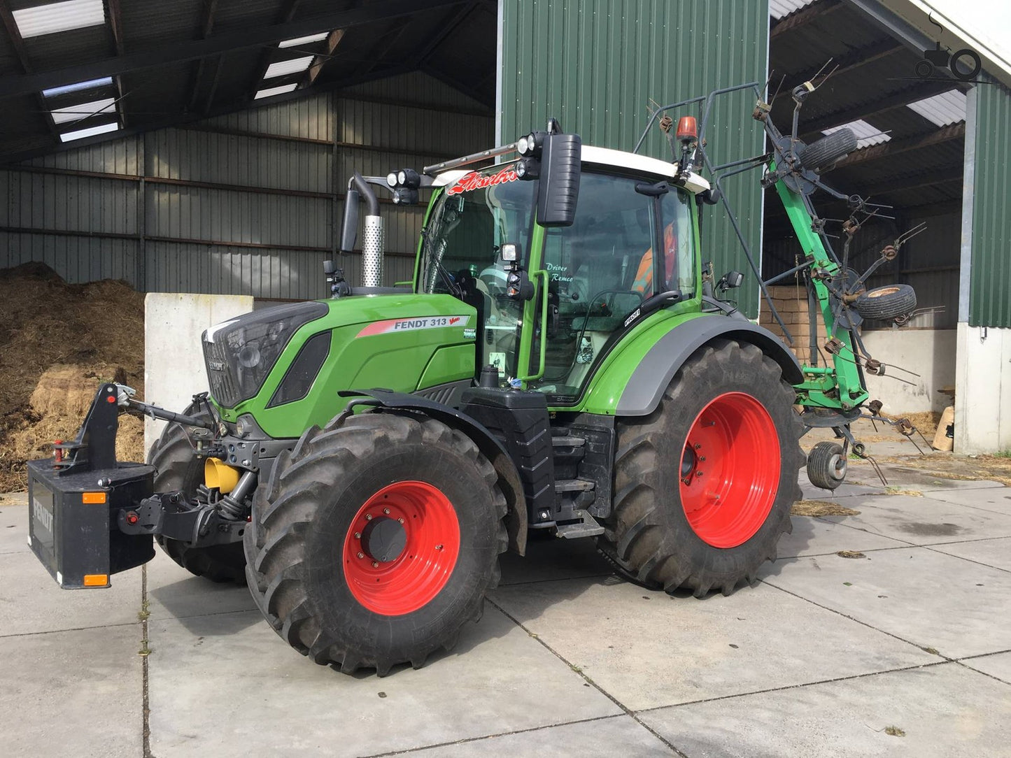1:32 USK 10640 Fendt Vario Tractor Farm Vehicle Machinery Diecast Model