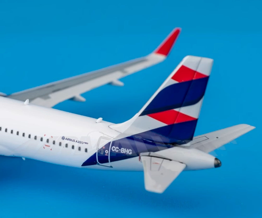 1:400 Phoenix LATAM AIRBUS A320neo Passenger Airplane Diecast Aircraft Model