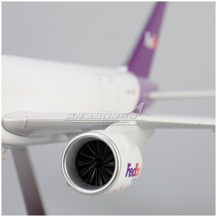 47CM 1:157 FedEx BOEING 777F Airplane Landing Gears Resin Aircraft Plane Model