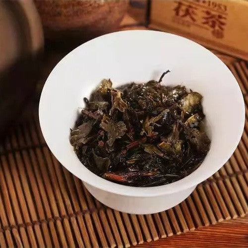 Baishaxi 1953 Fucha *Anhua Dark Tea Golden Flowers Fu Brick Black Tea 338g