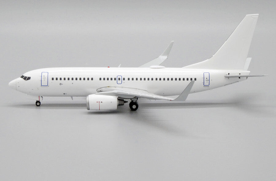 JC Wings Blank B737-700 1/200 diecast plane model aircraft