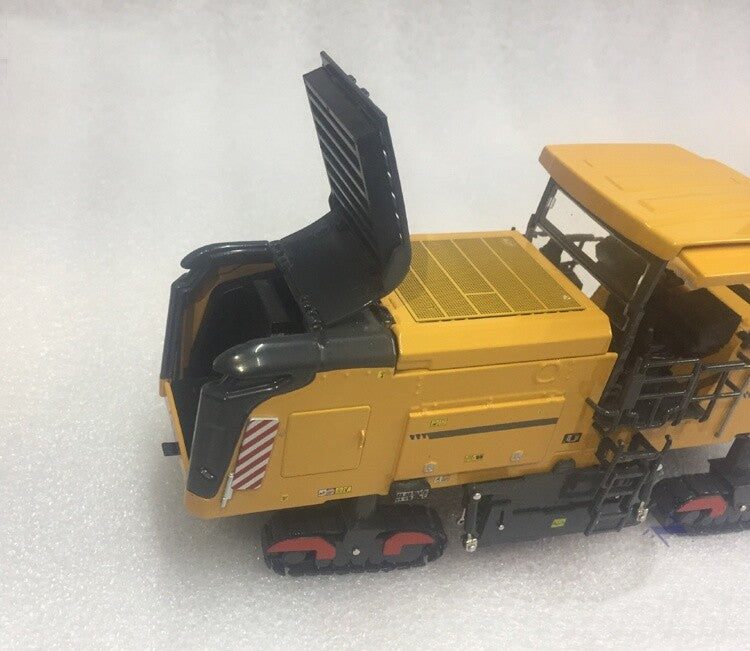 1:35 44CM XCMG XM220K2 Miller Milling Machine Construct Equipment Diecast Model