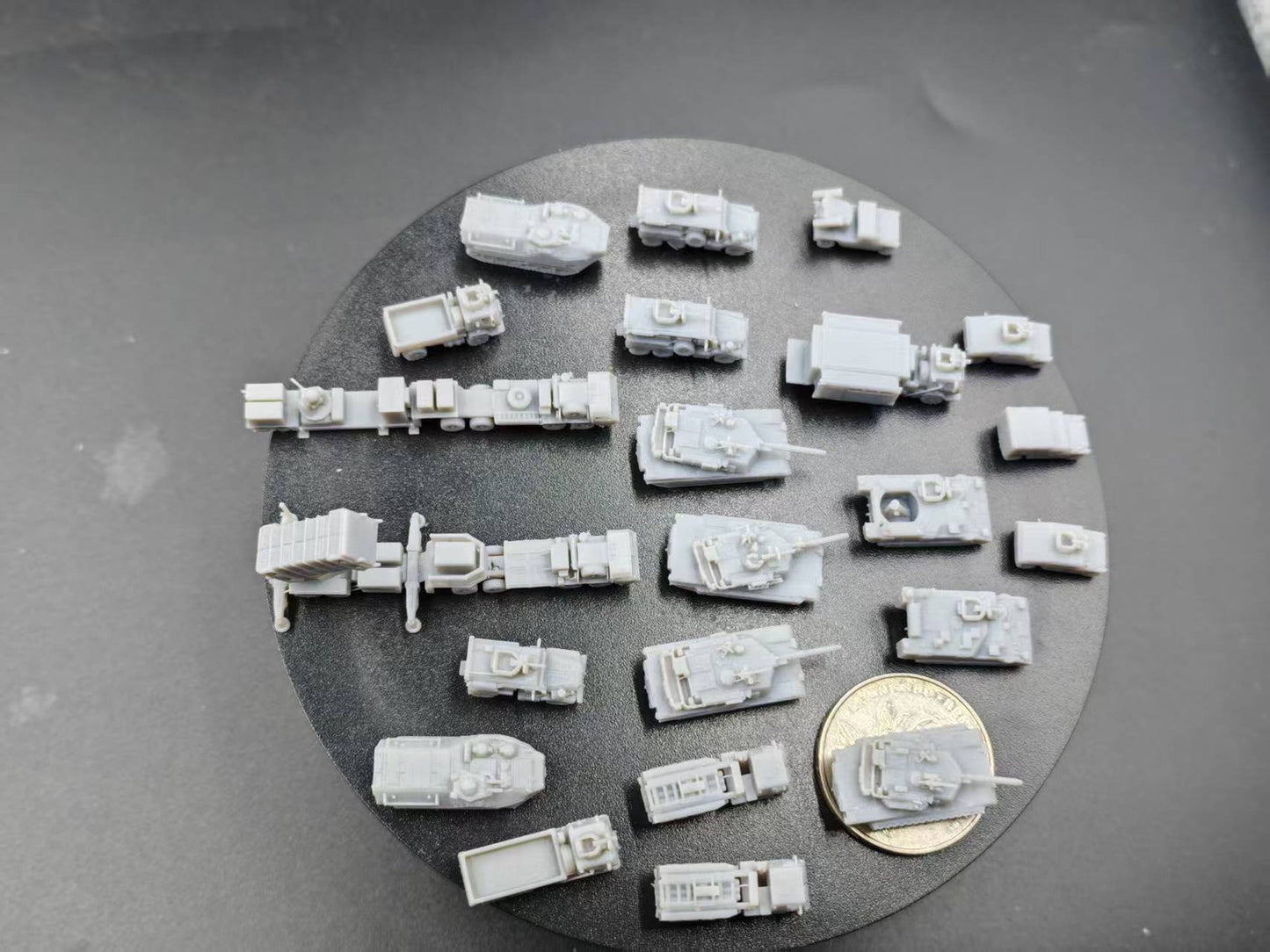 3D Printed 1/350 Us Armored Vehicle Tank Model Unpainted Model 22/pcs