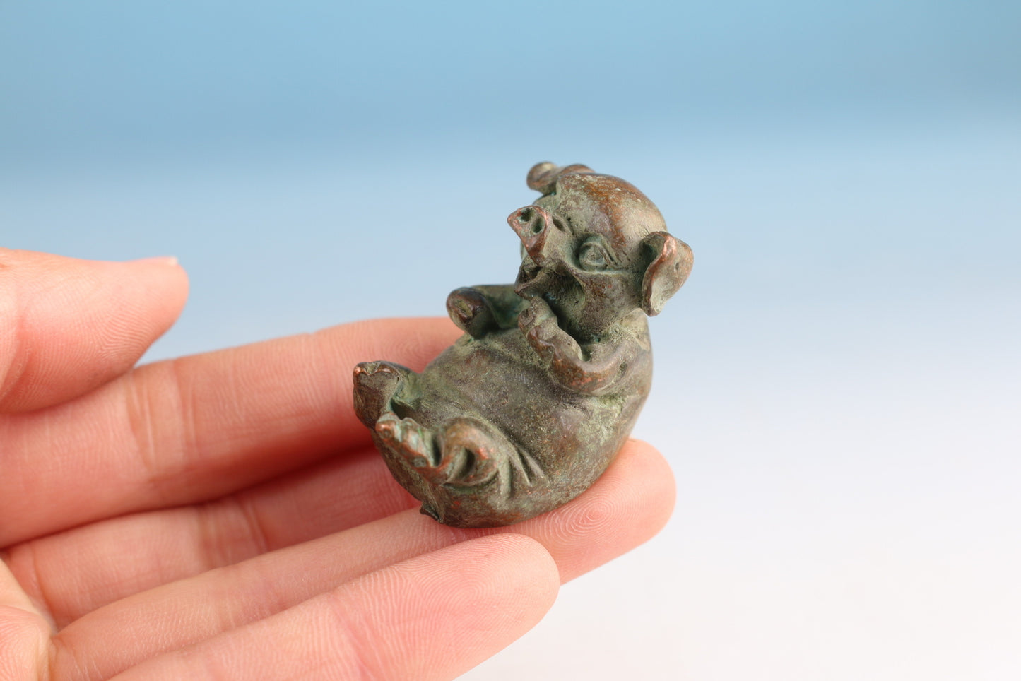 Chinese old bronze pig statue figure tea pet Netsuke table decoration