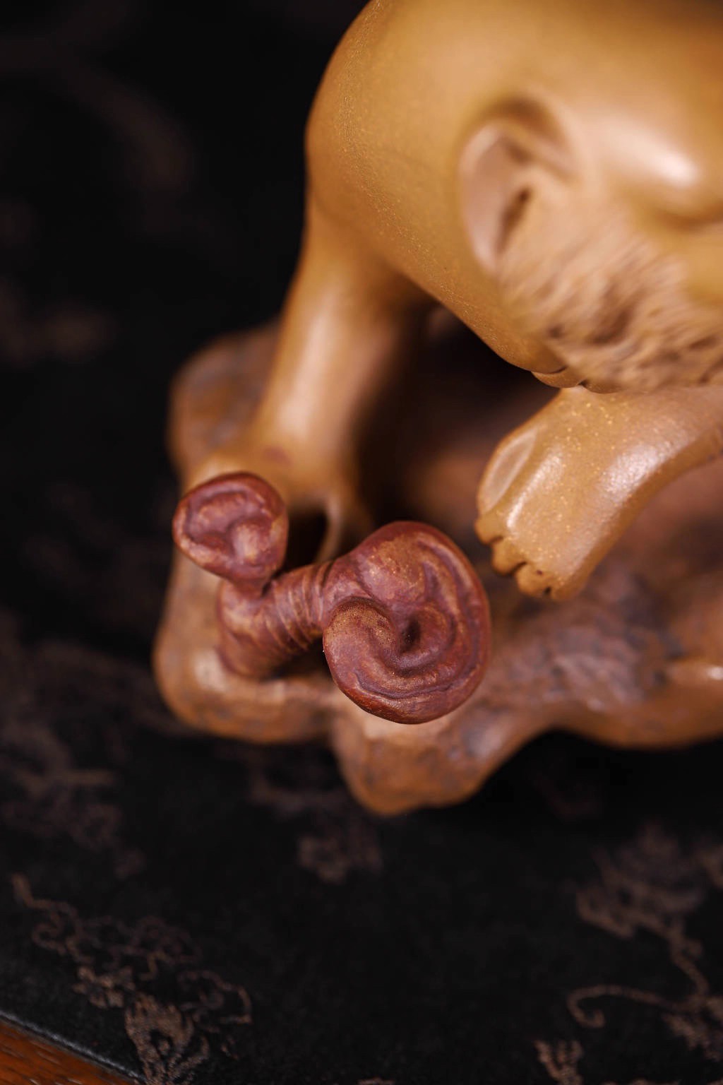 chinese yixing zisha handmade Monkey tea pet LingHouXianRui decoration DuanClay