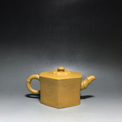 Chinese Yixing Zisha Clay Handmade Exquisite Teapot（六方 底款：顾景舟）