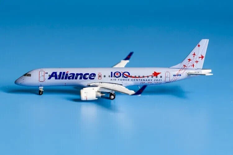 1:400 GeminiJets Alliance Embraer ERJ-190 Passenger Airplane Diecast Plane Model