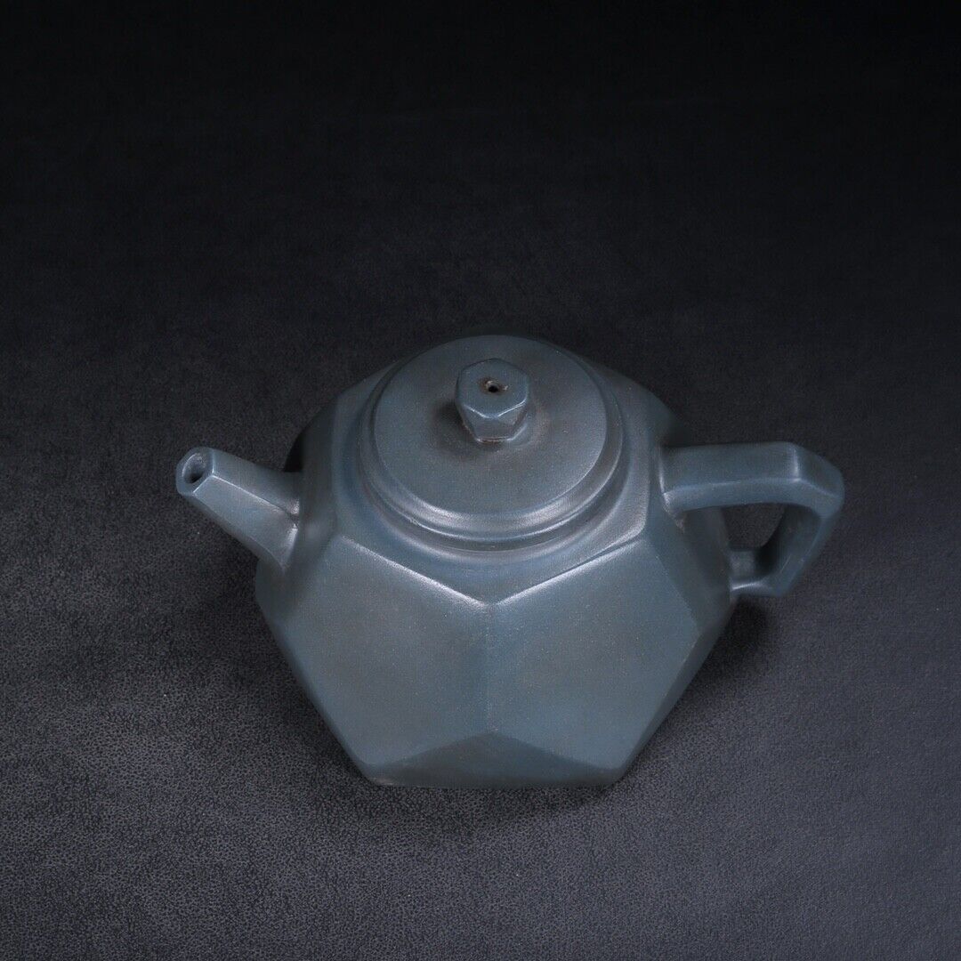 Chinese Yixing Zisha Clay Handmade Exquisite Teapot（钻石 底款：顾景舟）