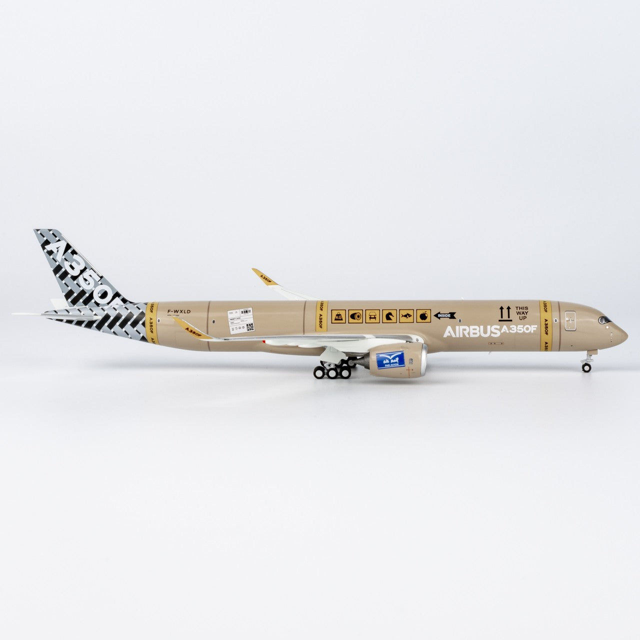 1:400 NGmodels Airbus A350-900F F-WXLD Passenger Airplane Diecast Plane Model