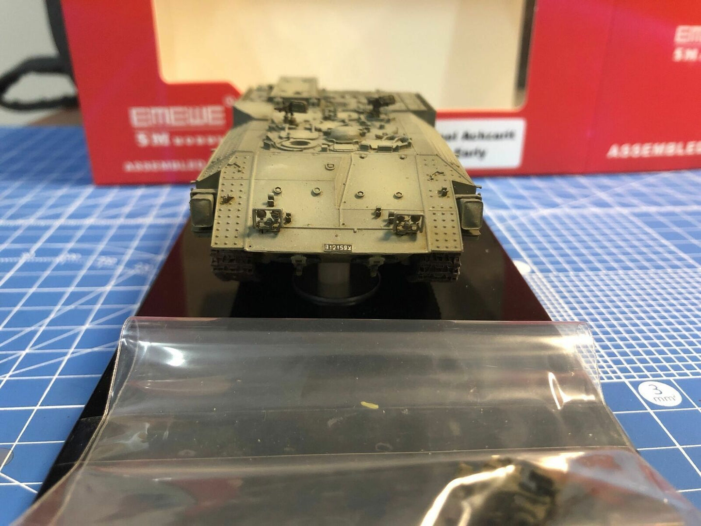 5M 72103C 1/72 Israel Achzarit Armored Personnel Carrier Resin Static Model
