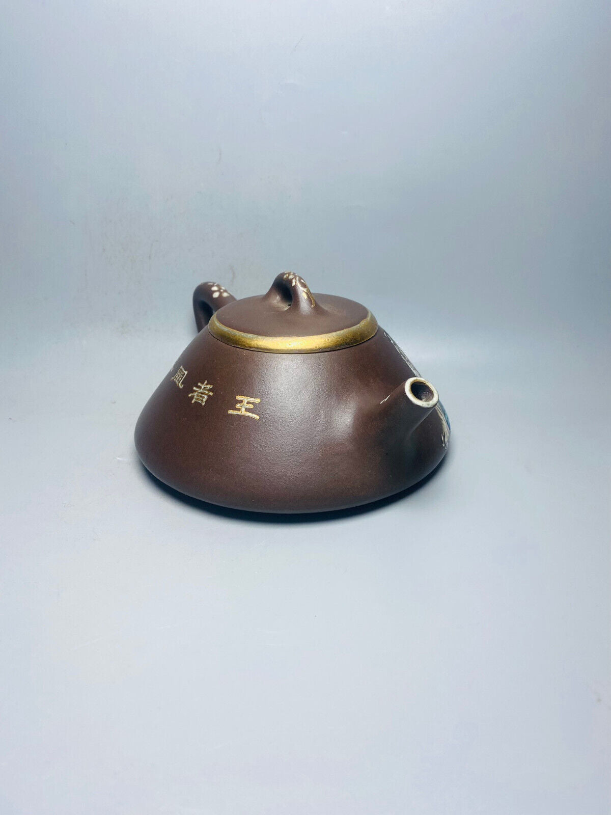 Chinese Yixing Zisha Clay Handmade Exquisite Teapot(子冶石瓢 底款：金鼎商标)