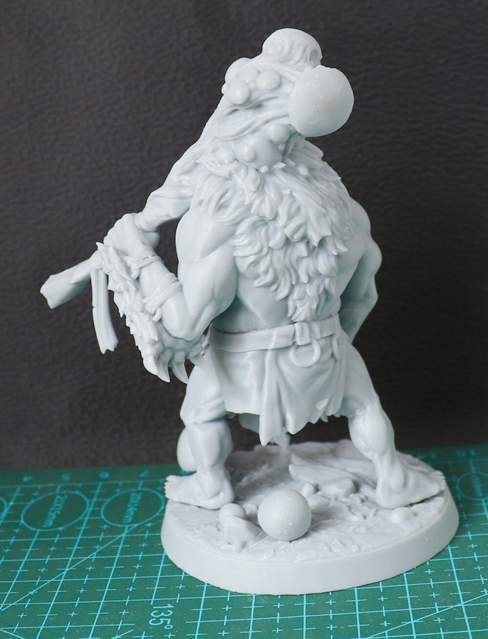 1/18 resin figures model Fantasy Orc Warrior Unassembled unpainted