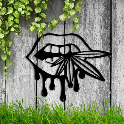 Metal Lips Bitting Weed Leaf Halloween Decor, Halloween Metal Garden