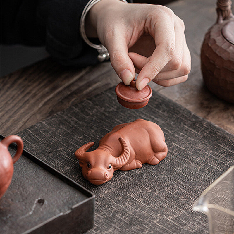 Chinese Yixing Zisha Purple Clay Tea Pet Bull Holder For Lid Of Tea Pot Tea Play