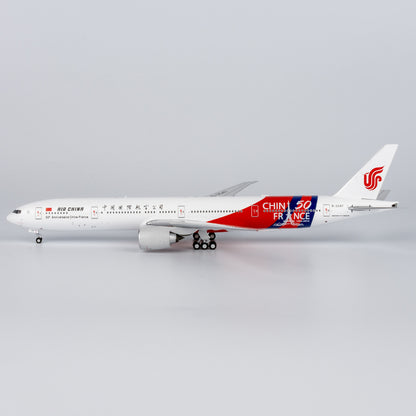 1:400 NGmodels Air China Boeing 777-300ER Passenger Airplane Diecast Model