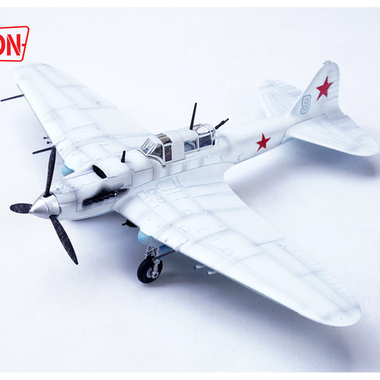 1/72 Soviet Il-2 Attack Aircraft Model IL-2A Strike Aircraft Snow Coating Alloy
