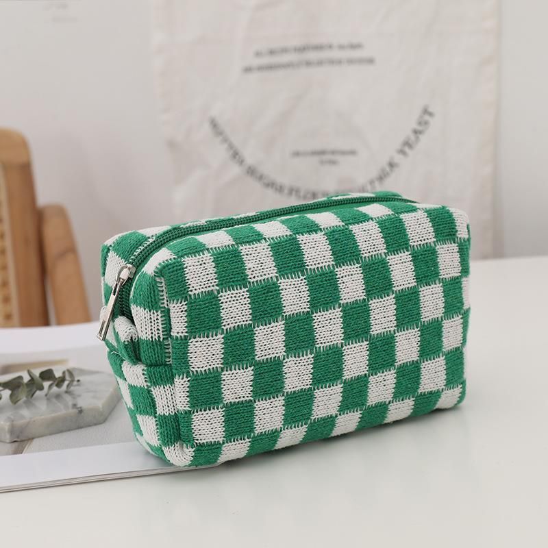 Checkerboard Knitted Cosmetic Bag Large Lattice Makeup Plaid Storage Organizer